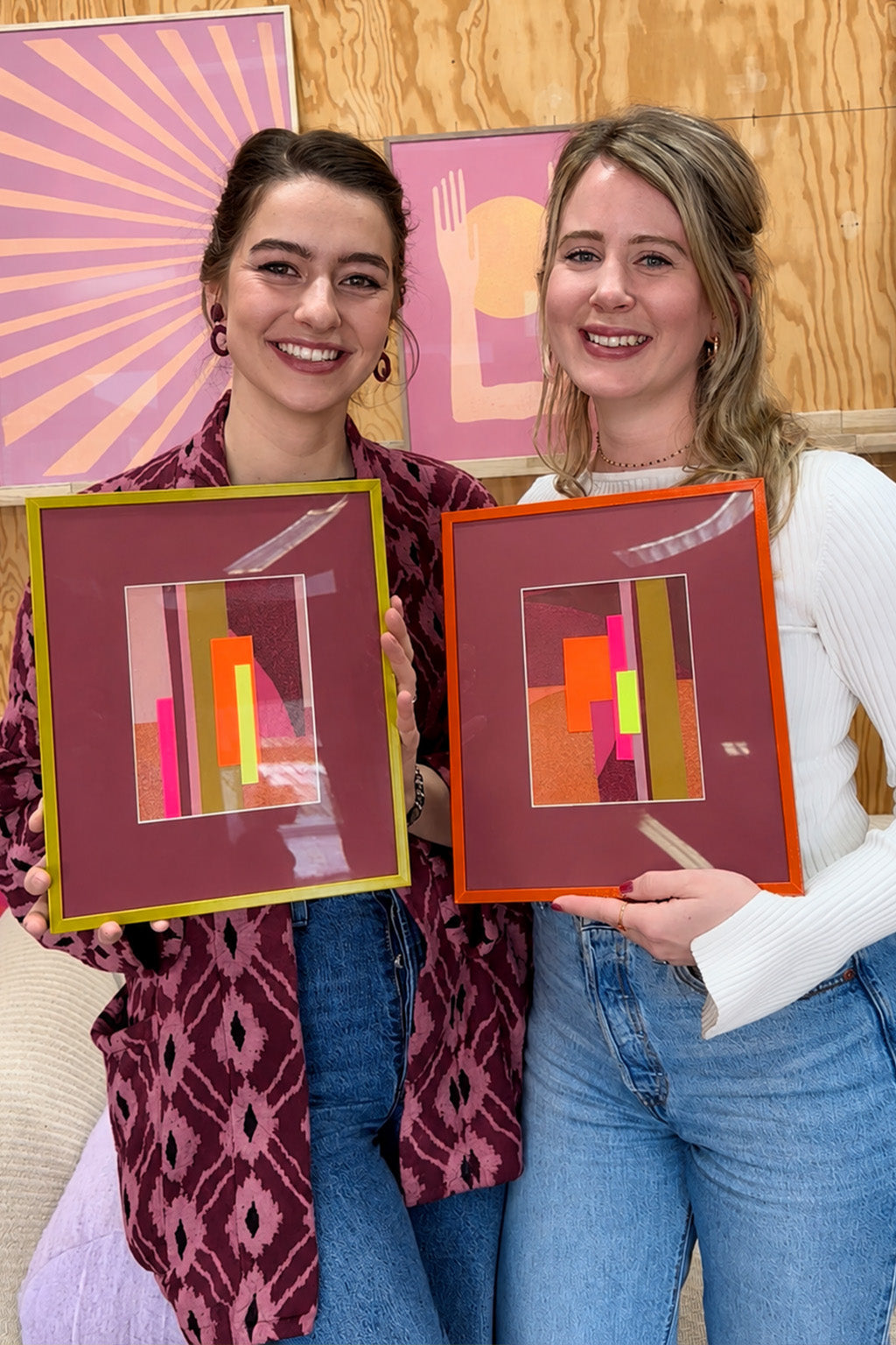 Collage workshop in Zeist for a creative day out near Utrecht with Marijn Vink, former co-founder of Enkel Art Studio, including professional art materials.