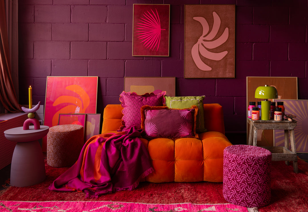 Colourful interior collaboration with Loods 5 and Enkel Art Studio by Marijn Vink, featuring bold colours, art and eclectic interior styling.