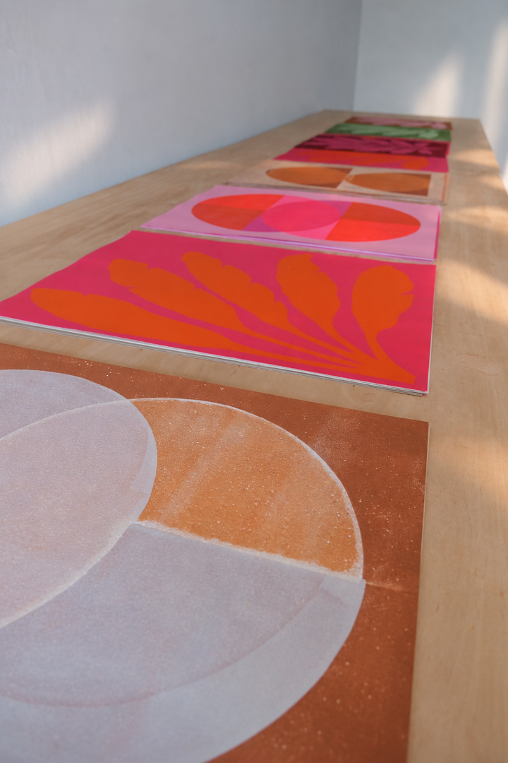 Visit the Open Studio of artist Marijn Vink in Zeist, former co-founder of Enkel Art Studio. Discover original colourful art, paintings and contemporary artwork, meet the artist and explore the studio in person.